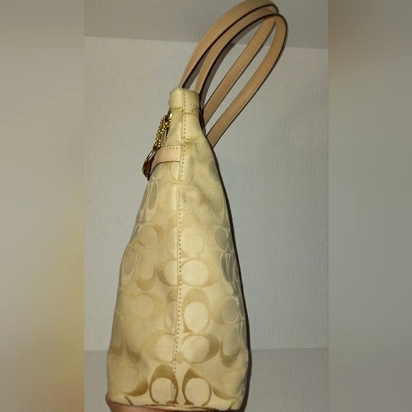 ☆Brand New☆Beautiful COACH Signature Stripe 12CM Emerald Zip Top Tote☆ - Picture 5 of 16